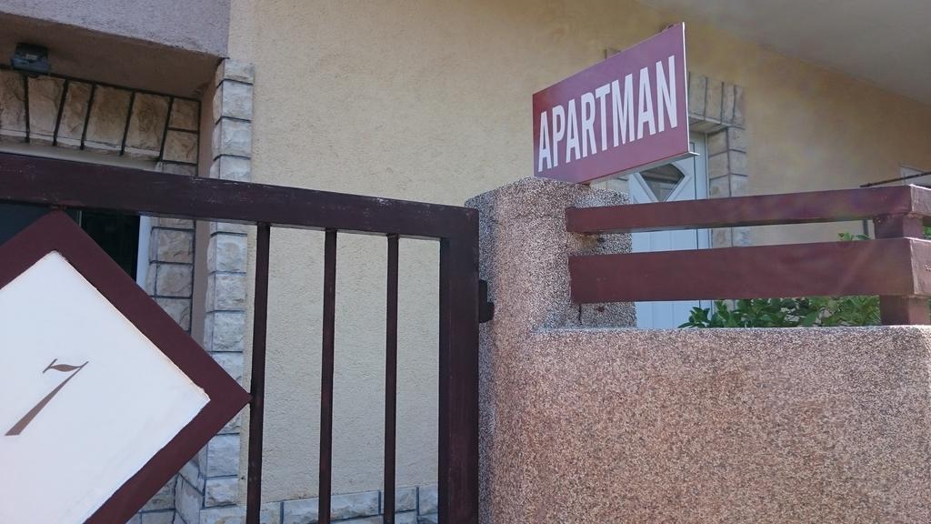 Apartments Jita Primosten Exterior photo